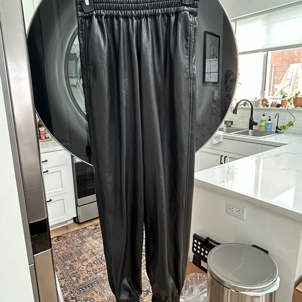 Babaton black faux leather Zedel pant/jogger 2XS